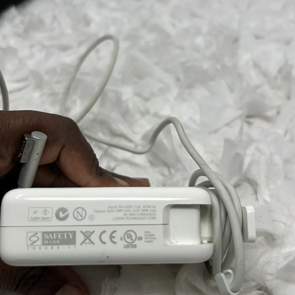 Apple 85W MagSafe Power Adapter A1343 MacBook Pro Charger Genuine Tested Works